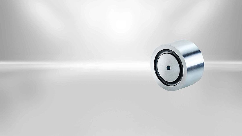 Holding force-optimized electro holding magnets in round design with diameters of 15 – 100mm.